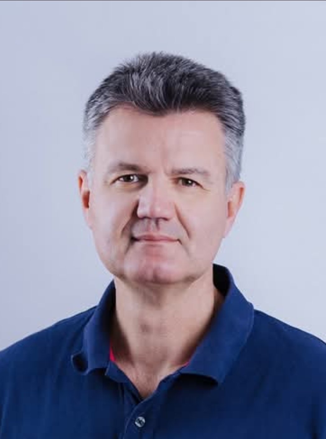 Dr. Alexander Chakalov